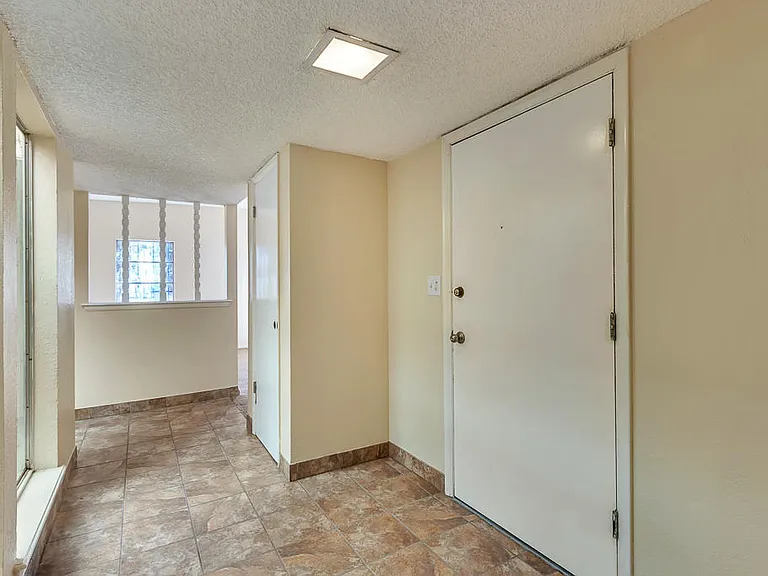 301 Los Nietos Ct — Photo 18