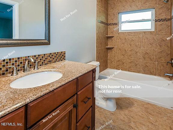 4th image of 1849 Woodleigh Dr
