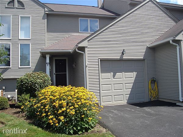 pictures of nipmuc condo 001