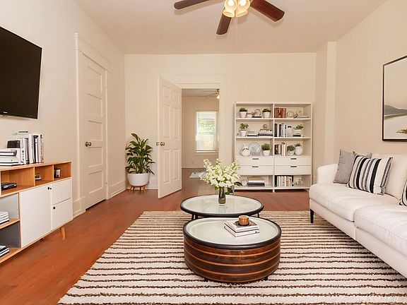 2nd image of 2206 Julian Ave #0