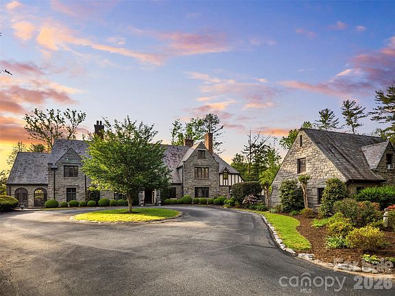 4th image of 436 Vanderbilt Rd