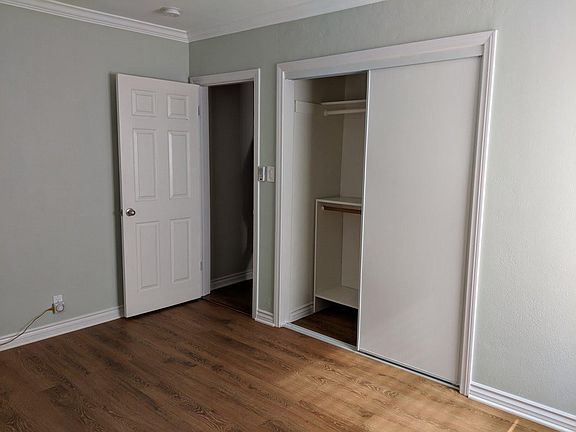 Room 1 (2/2)