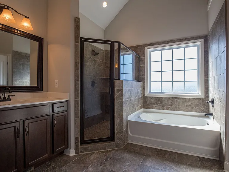 144 Thomas Traylor Ln — Photo 13