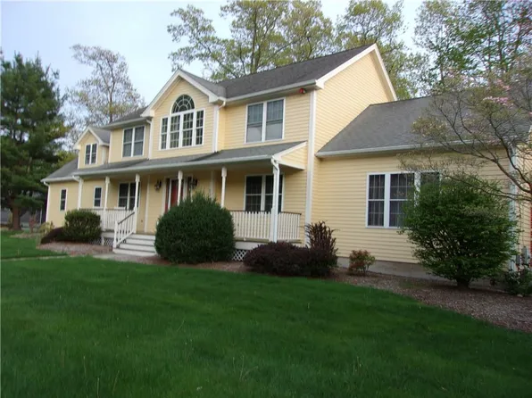 1 Princess Pine Rd, Lincoln, RI 02865