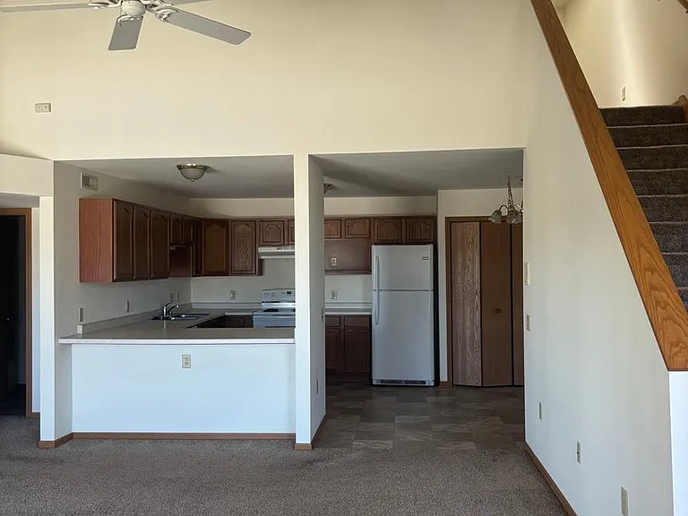 W1083 Lewis Ln — Photo 3