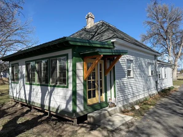 282 Grundy Ln, Hamilton, MT 59840