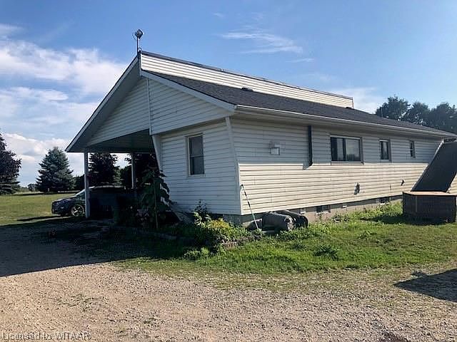 2nd image of 786353 Township Road 6