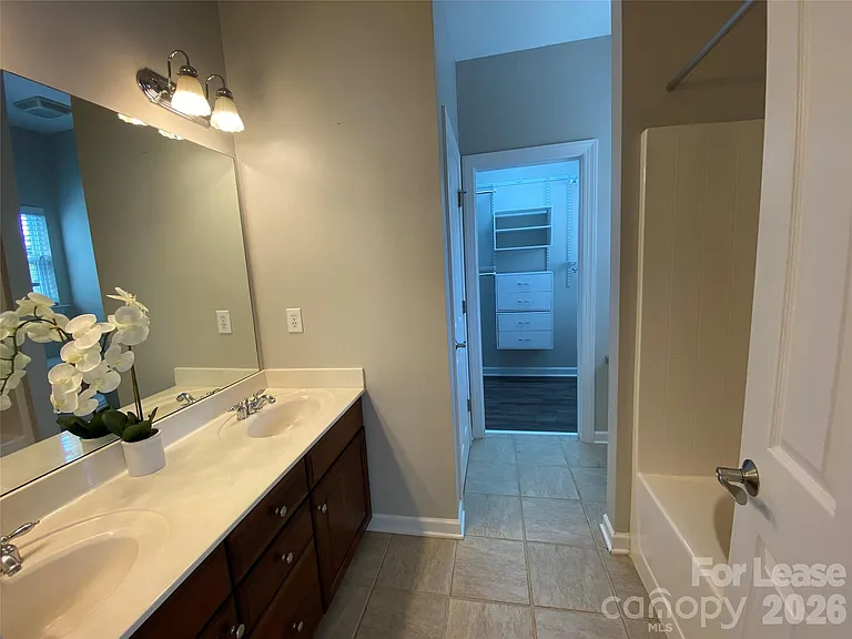 15313 Pahlmeyer Ln — Photo 21