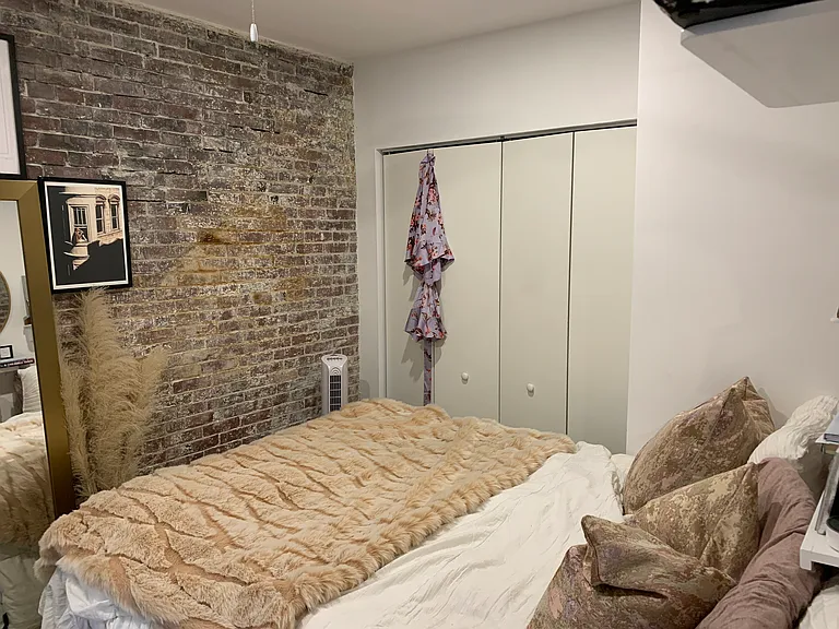 23 Temple St #4 — Photo 9
