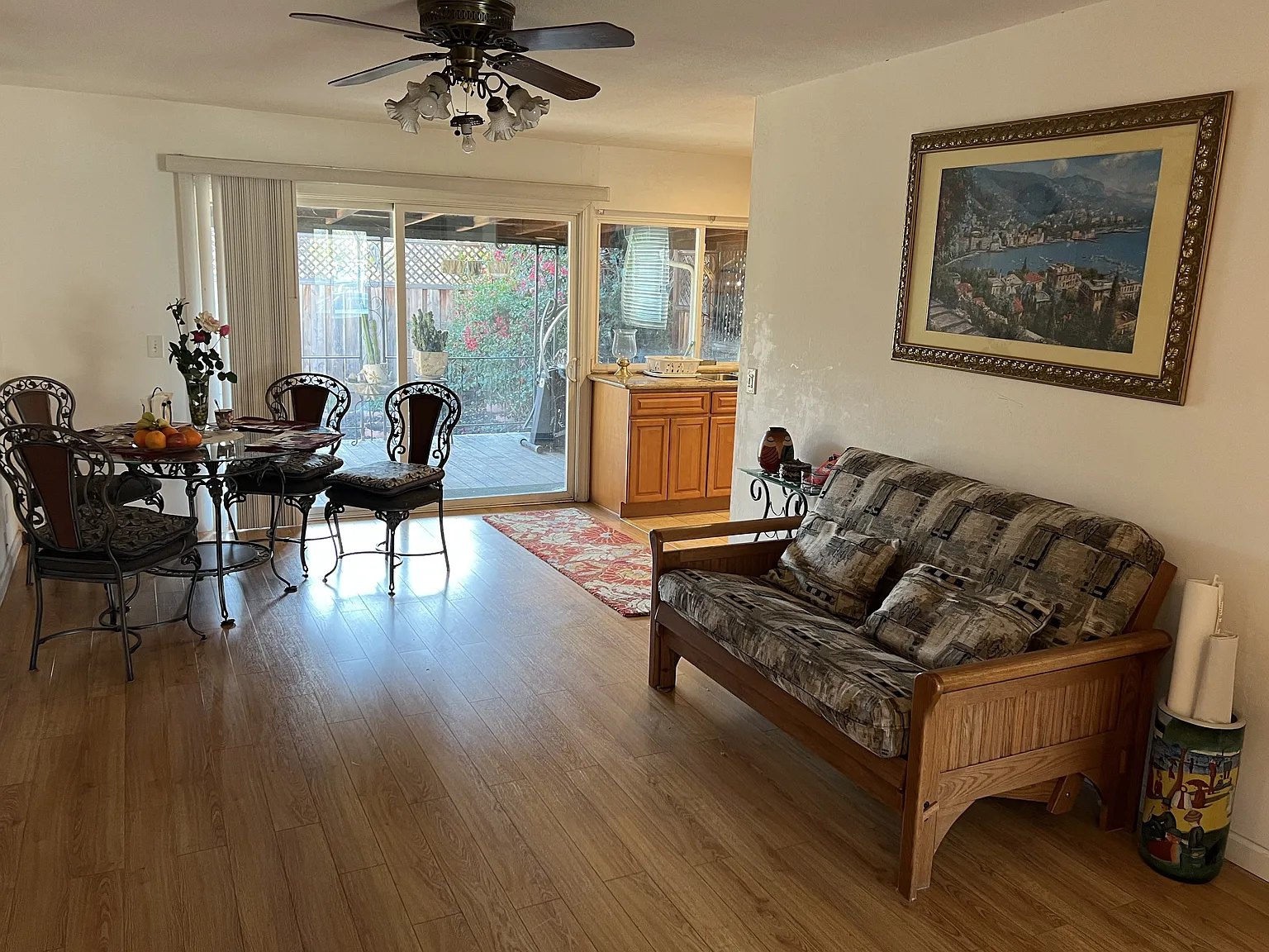 3 bed, 1440 sqft, $1,050 — Photo 2