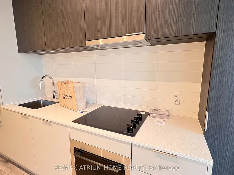 89 Church St #4705 — Photo 9