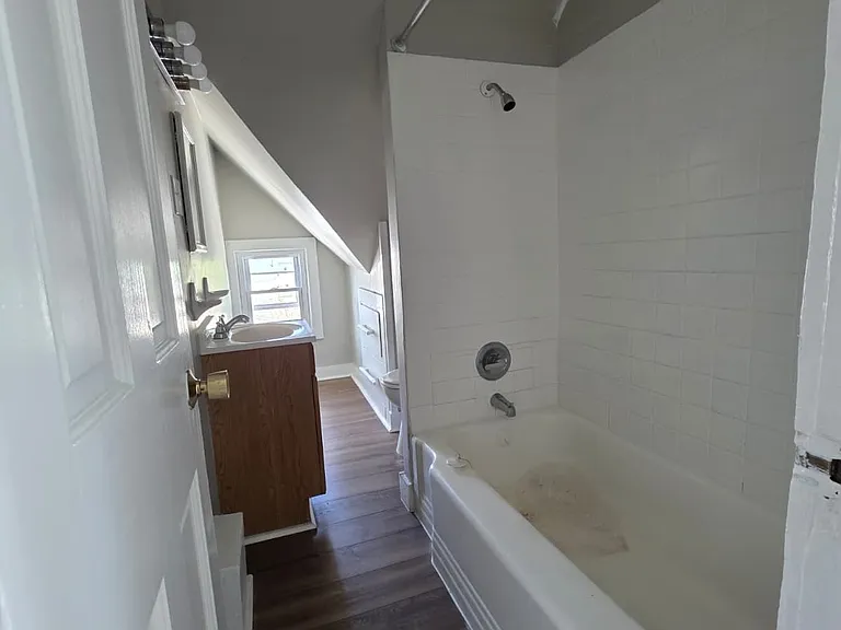 299 Norton St #3A — Photo 3