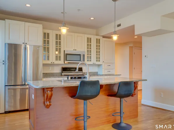 629 Chapel Street #4A, New Haven, CT 06511