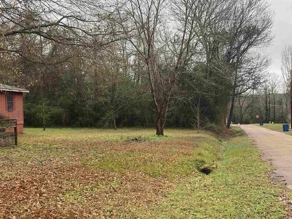 Arkansas Ave SE, Camden, AR 71701