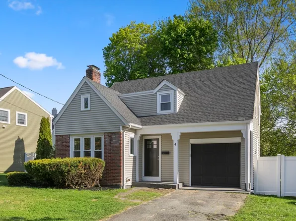 4 Loris Rd, Danvers, MA 01923
