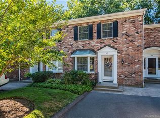 67 Tunxis Vlg UNIT 67, Farmington, CT 06032