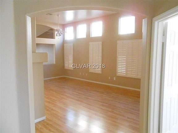 3rd image of 3371 S Park St