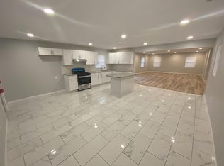 58 Elderberry Ln, Willingboro, NJ 08046