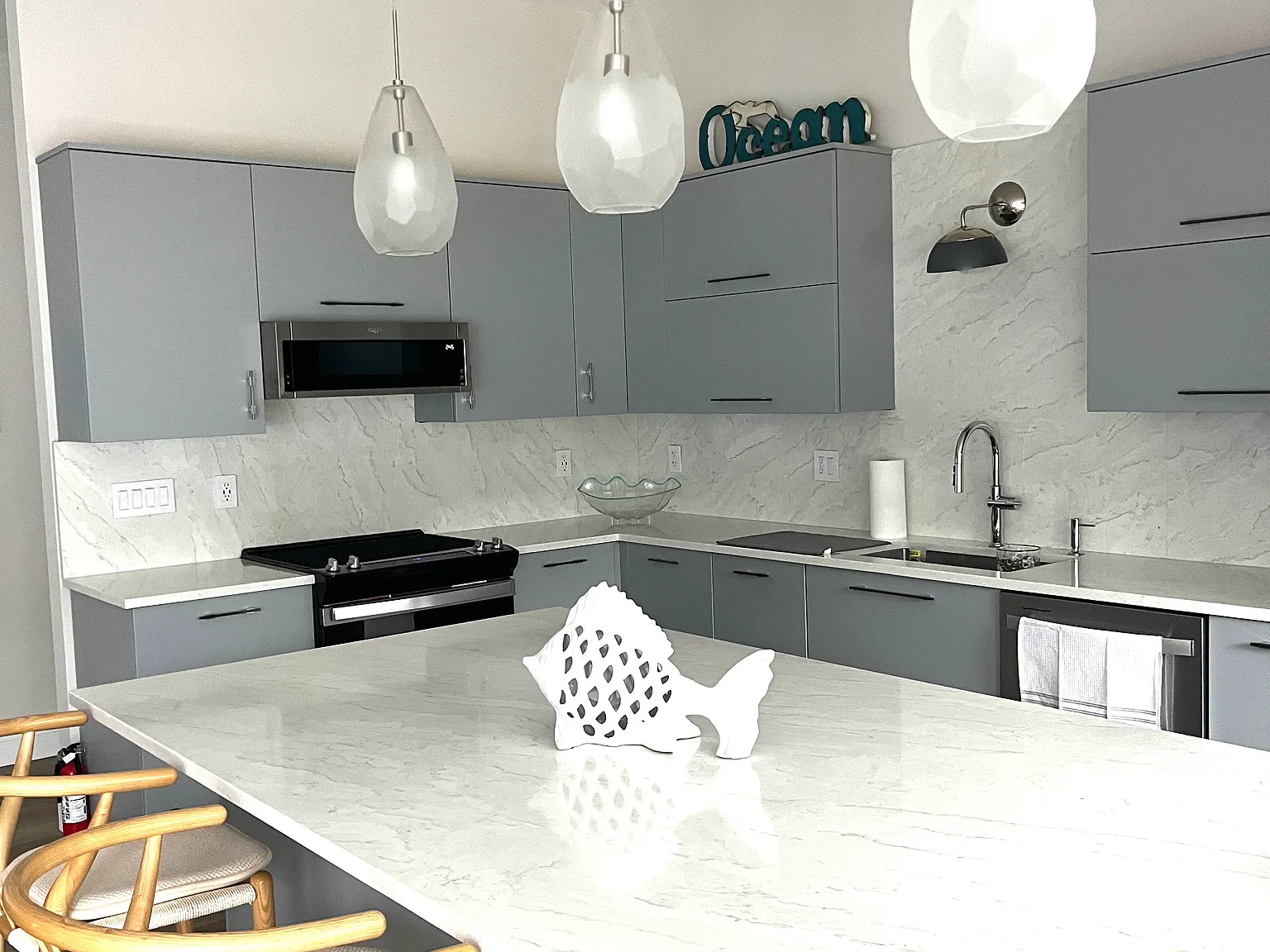 2 bed, 1640 sqft, $2,600 — Photo 3