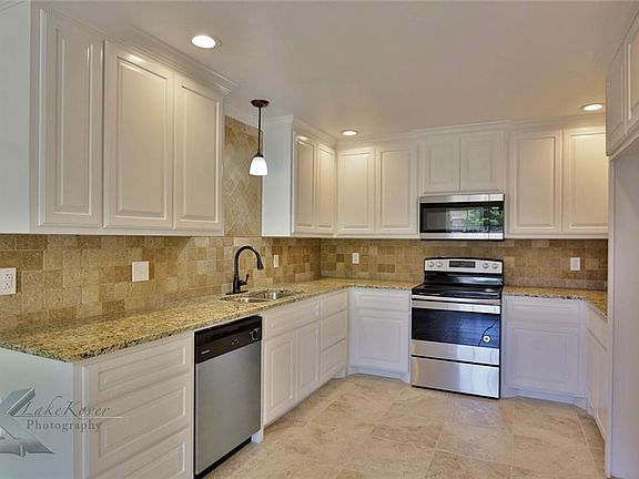 3rd image of 3949 High Meadows Dr