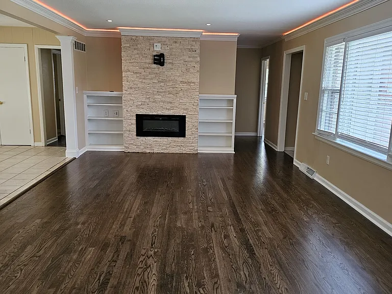 5830 Perry Ln — Photo 71