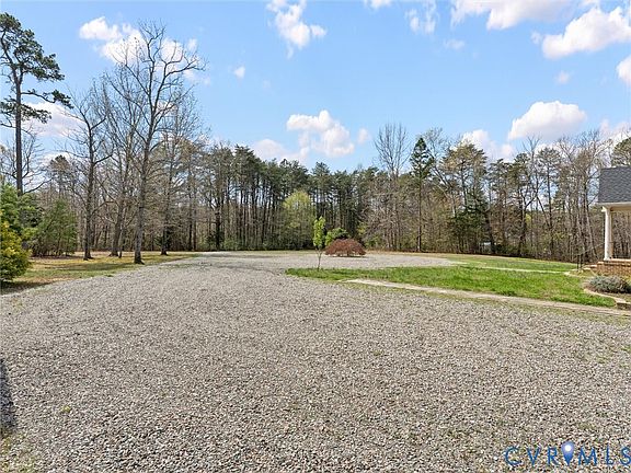 3rd image of 425 Starview Ln