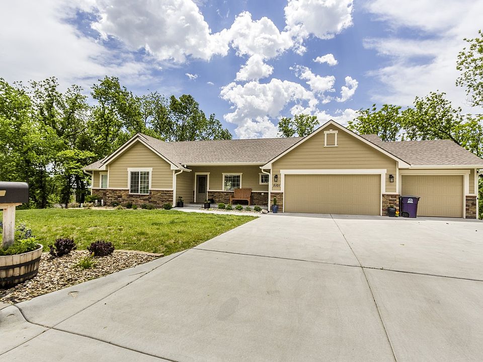NEARLY 1/2 ACRE  BUILT 2014