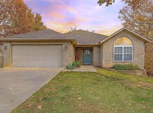 94 Overton Dr, Bella Vista, AR 72714