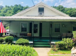 7118 Okey L Patteson Rd, Scarbro, WV 25917