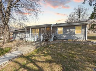 400 E Elm St, Brandon, SD 57005