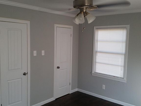 2nd image of 2518 39th St