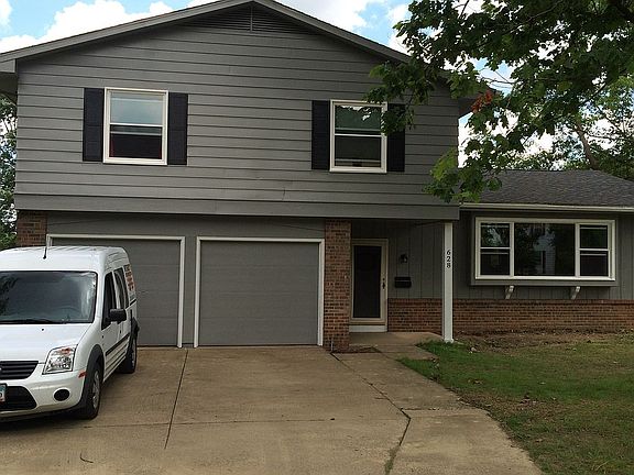 2nd image of 628 Guilford Blvd