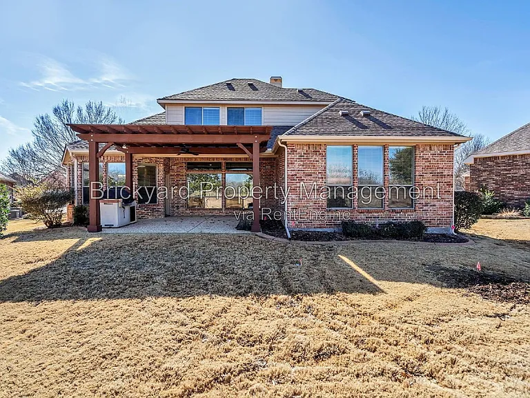 350 Pine Valley Dr — Photo 46
