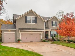 6716 N Gower Dr, Kansas City, MO 64151