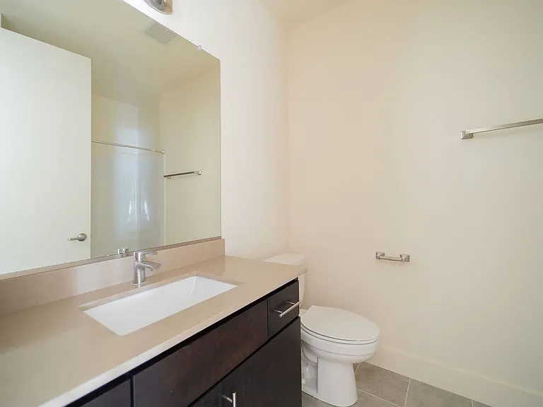 Capitol Hill Apartments — Photo 165