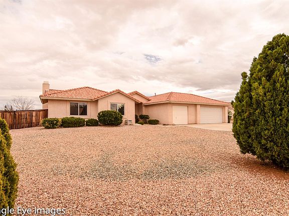 2nd image of 13991 Winnemucca Trl