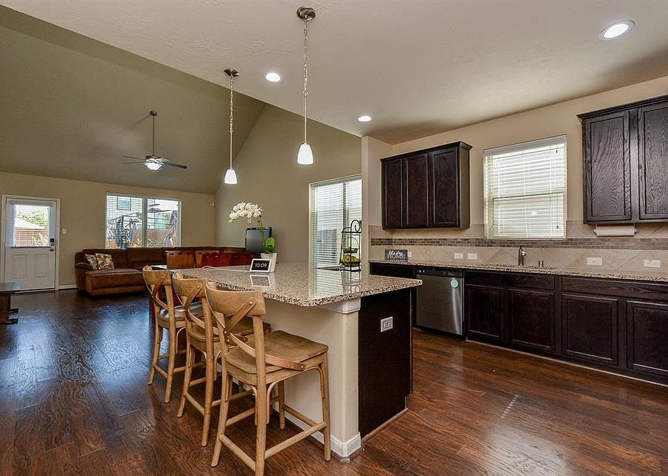 1st image of 20742 Winghaven Dr