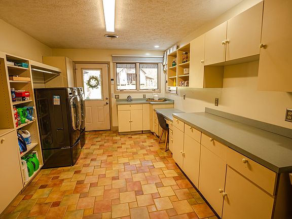 27th image of 4242 Pearl Valley Rd