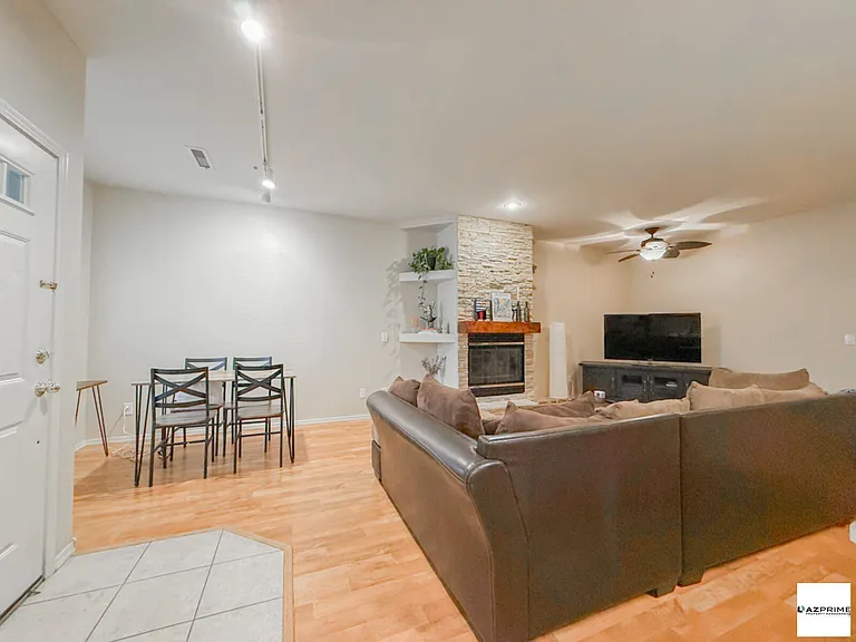1147 Mary Dr #2 — Photo 13