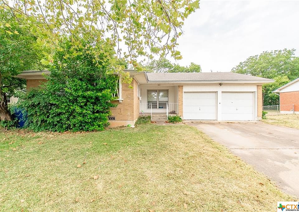 1st image of 1301 Pine Dr