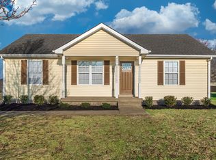 209 Corbitt Ln, Springfield, TN 37172