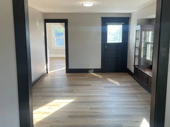 5977 Ridge Rd, 5977 Ridge Rd #2, Cleveland, OH 44129