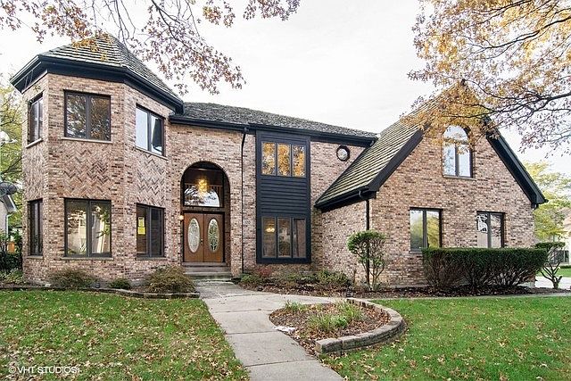 1st image of 120 Founders Pointe Dr S