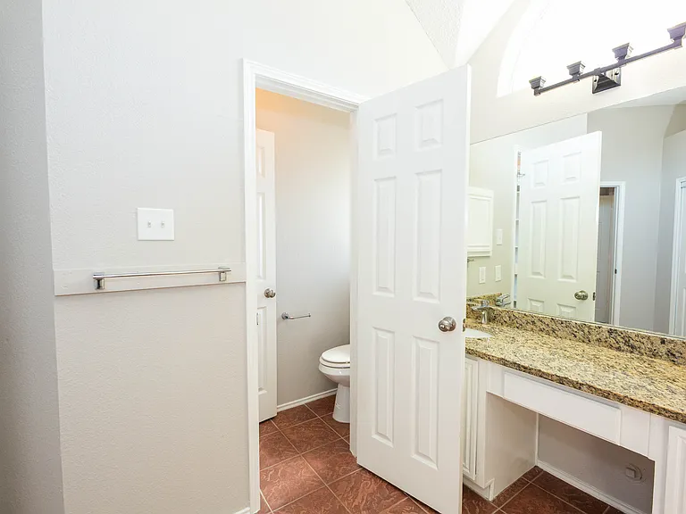 6718 Scarlet Dr — Photo 21