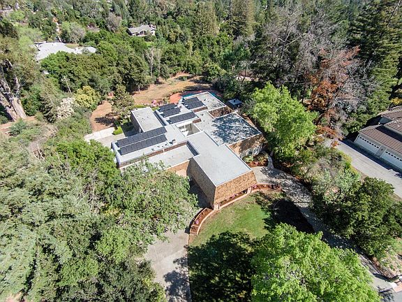 2nd image of 18811 Montewood Dr