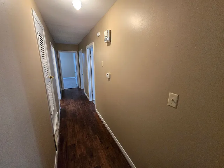 107 Helena St — Photo 13
