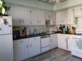 220 Oak St #2R, Weehawken, NJ 07086