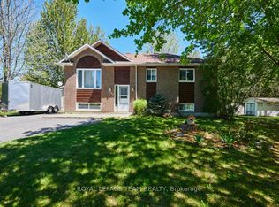 1115 Des Cerisiers St, Clarence Rockland, ON K4K1K9