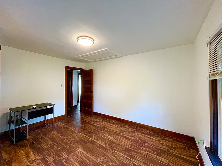 229 Medford St — Photo 21
