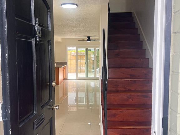 3rd image of 3342 Bradbury Rd Unit 35